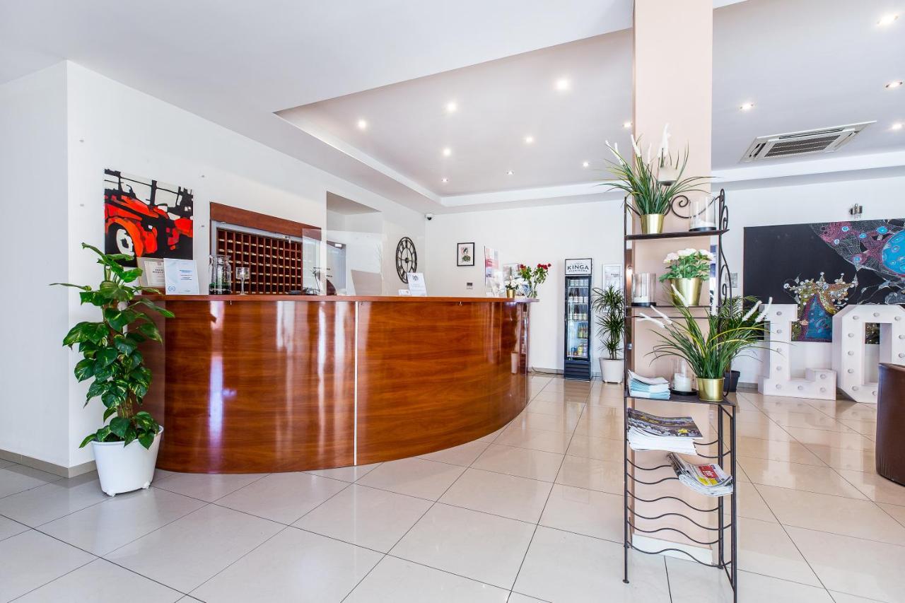 Hotel Dobczyce Dış mekan fotoğraf